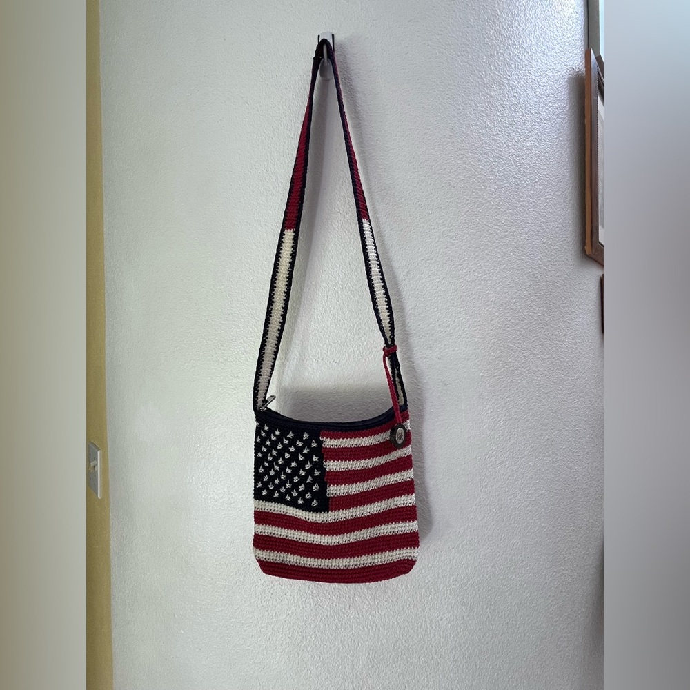 Patriotic Crochet American Flag Shoulder Bag